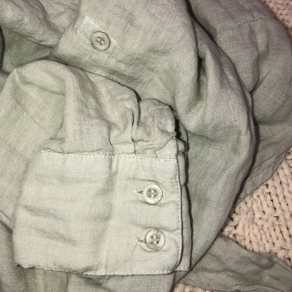 Cloth & Stone small green linen tie front top - Picture 5 of 6